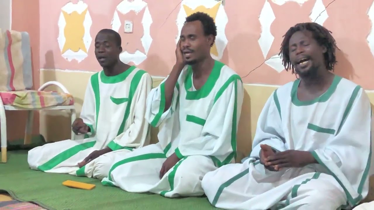 جول فكرك يا راغب القوم القوم تنيل ان جفيت اللوم