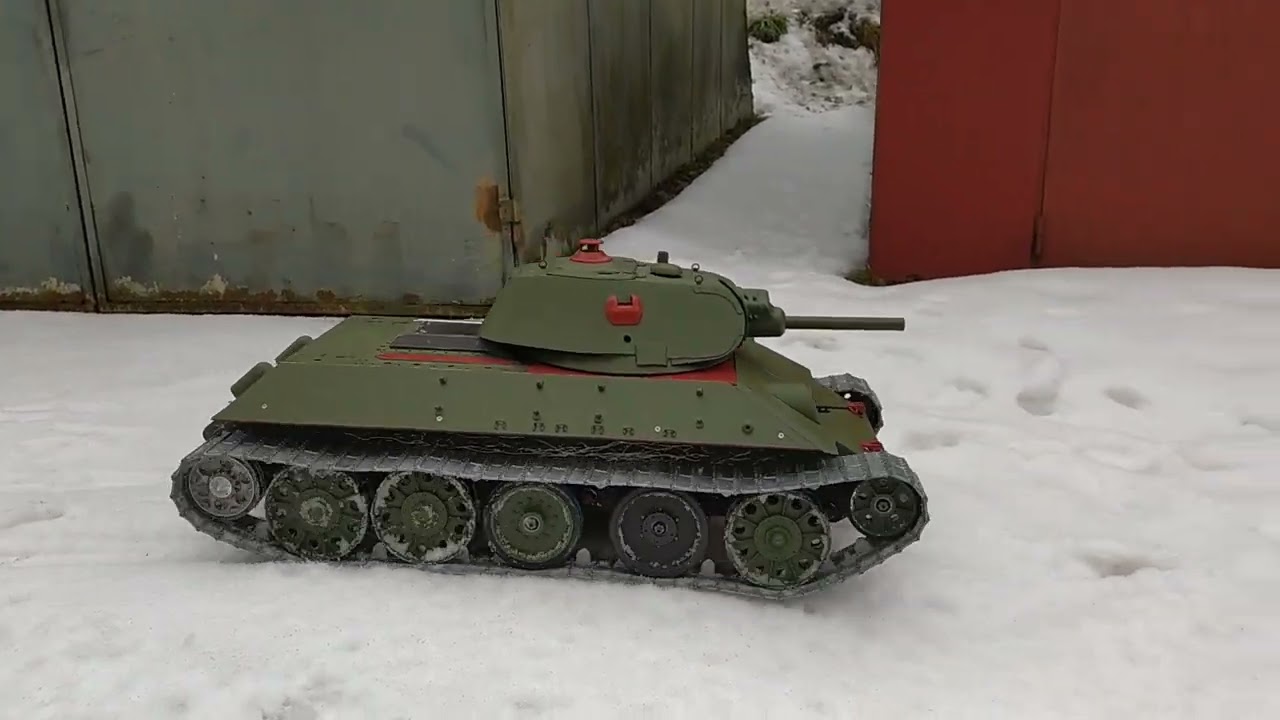 Tank 1:6; T-34/76 nic moc, malý šot z jízdy