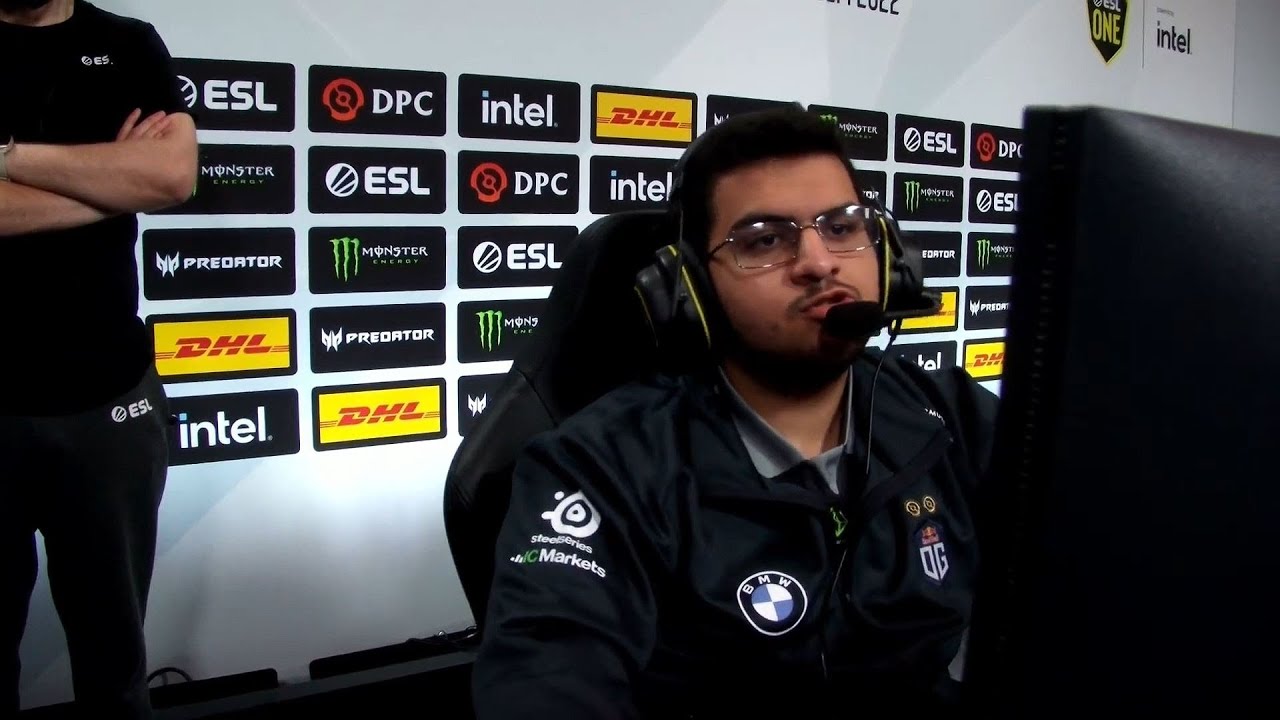 Ammar sad coz he cannot damage Karl lina with 50 armor