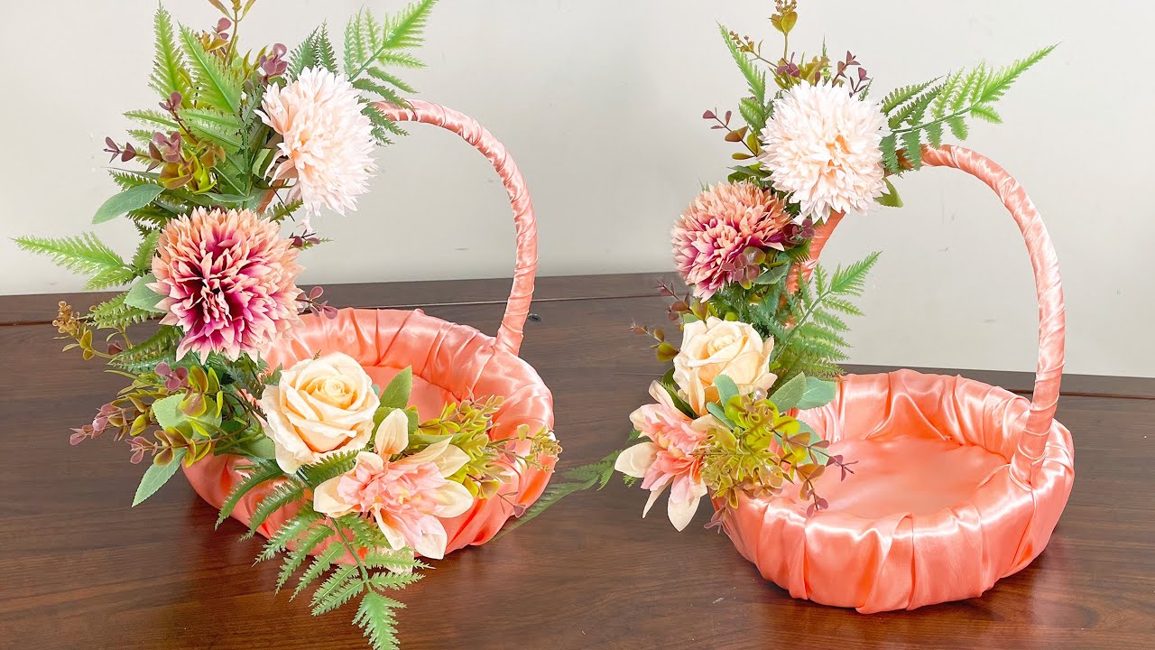 I Made This Stunning Floral Basket Using a Microwave Lid! 😱🌸