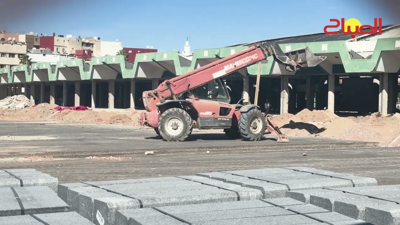 تجار محطة أولاد زيان يتظاهرون رفضا لإغلاق 72 محلا بسبب الأشغال
