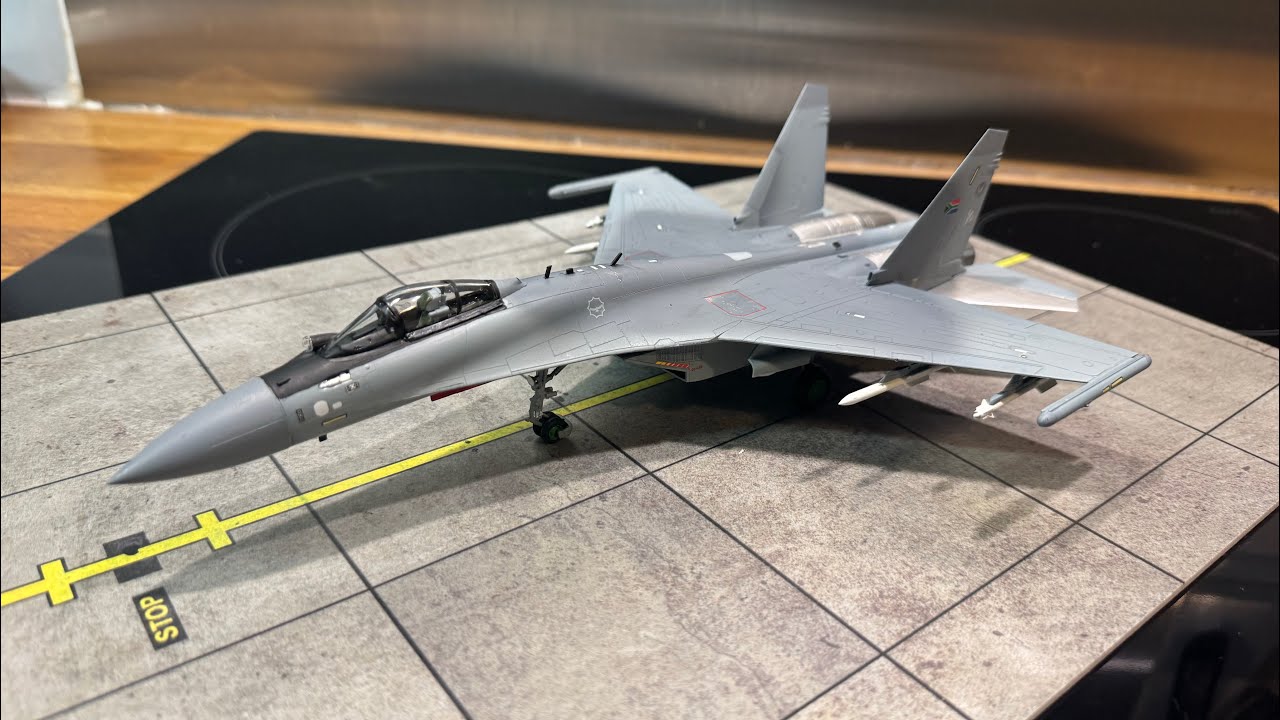 Южноафриканский Су-35 СМ EZ Super Flanker! Модель от Hasegawa в масштабе 1/72. Мой любимый истреб...