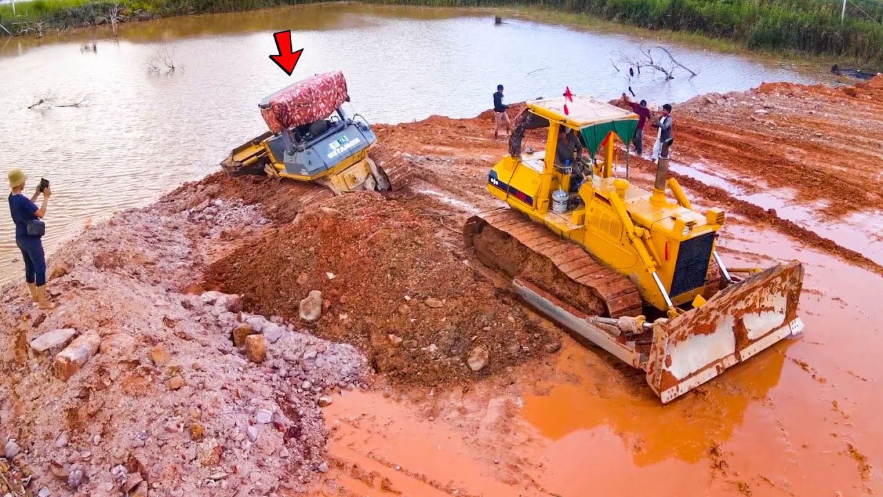 Amazing Project !!Technique Skills SHANTUI BULLDOZER Falling Into The Water Help Heavy Crean Success