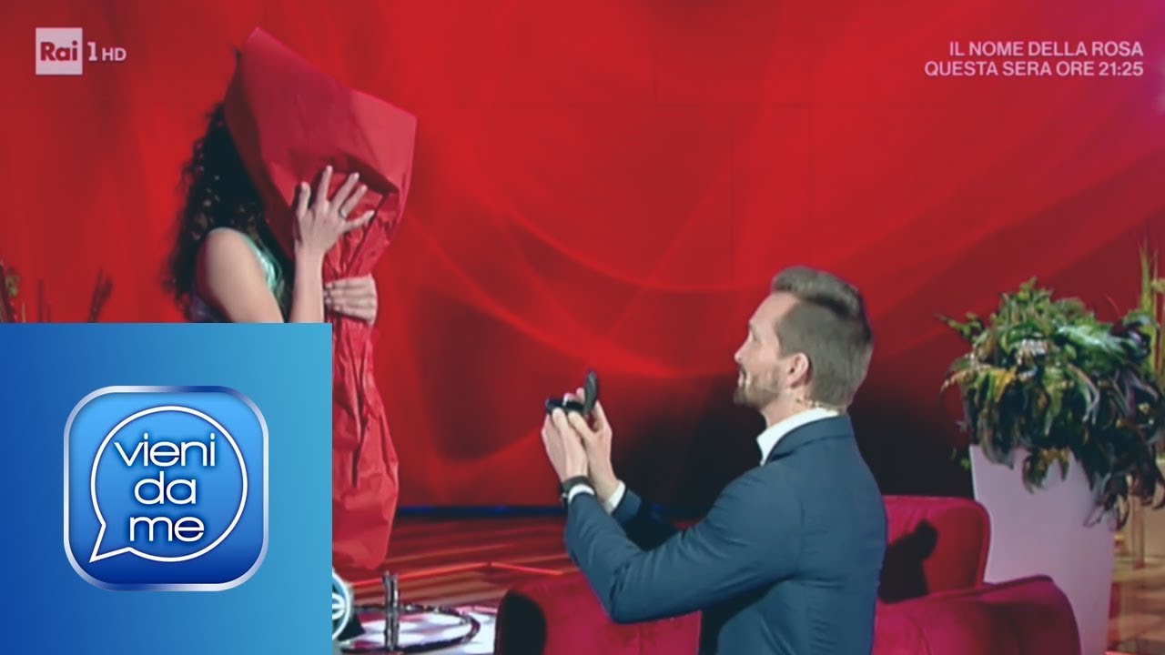 La proposta di matrimonio in diretta di Dino a Vera - Vieni da me 18/03/2019
