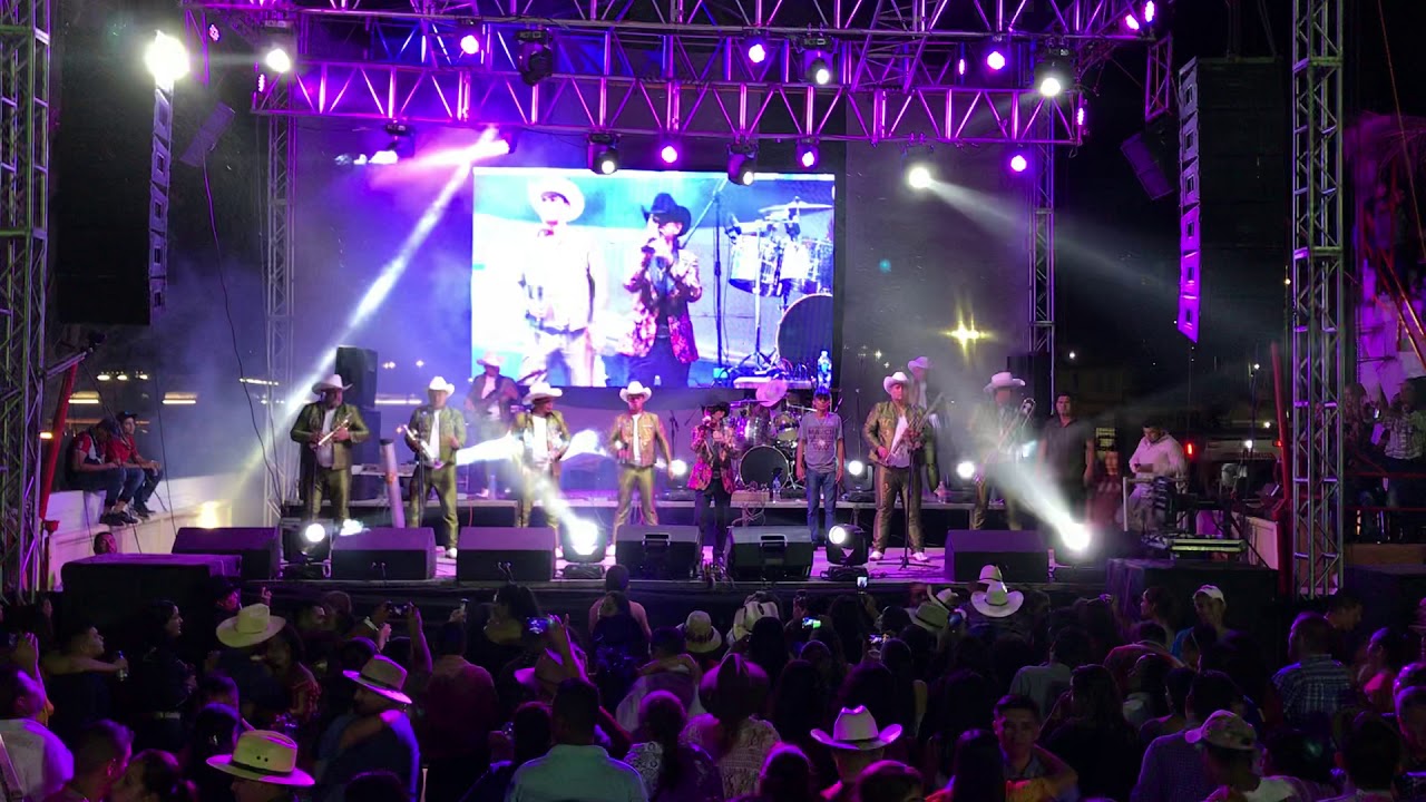 Presentación Tomatlán 2019  Banda arkangel R-15