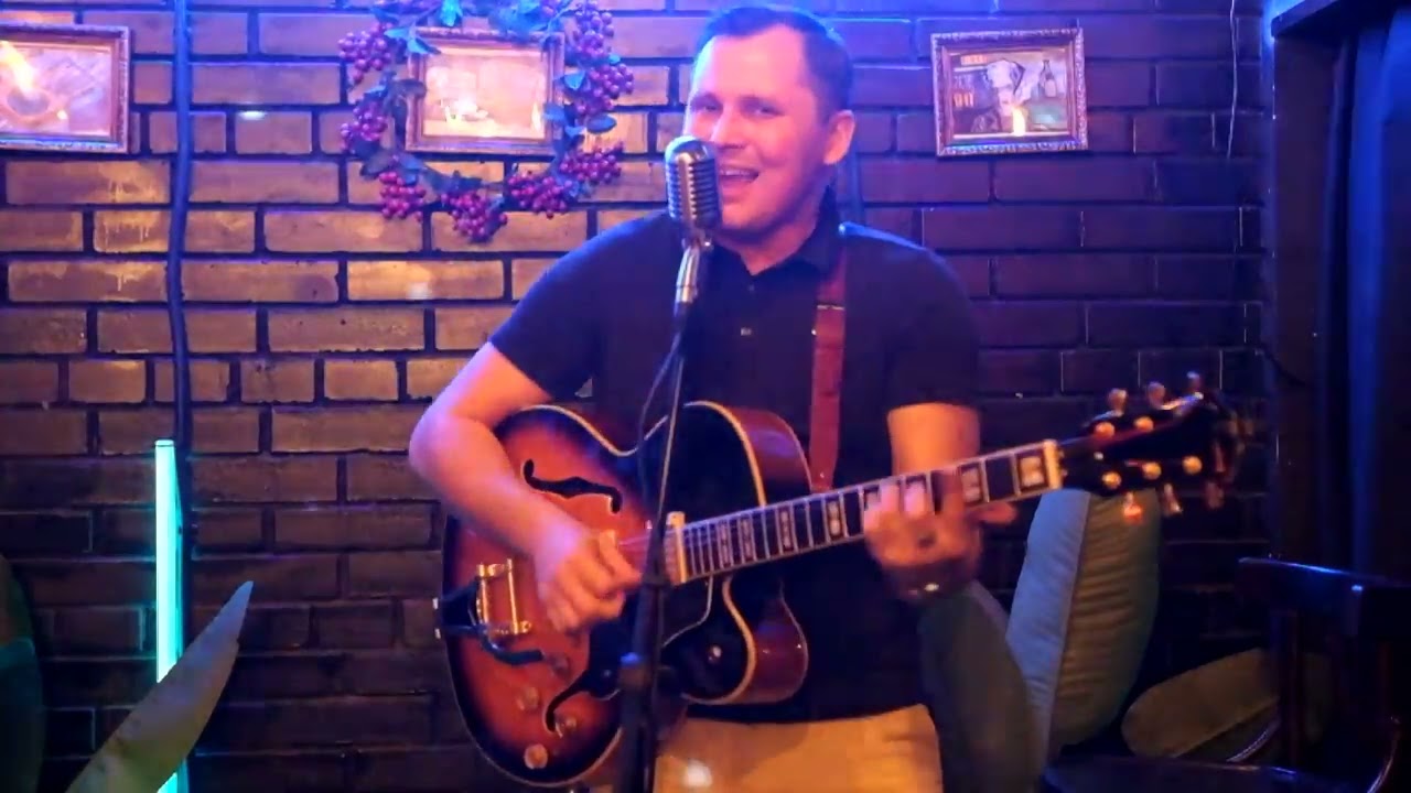 Tom And His Guitar. Drunk Punk Bar. 07.09.2024.