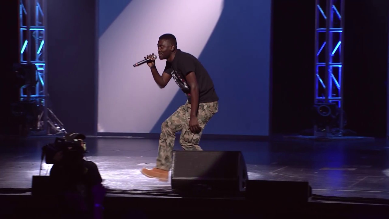 B Flow represents Africa in Hollwood & mesmerizes Dolby Theatre, home of the Oscars