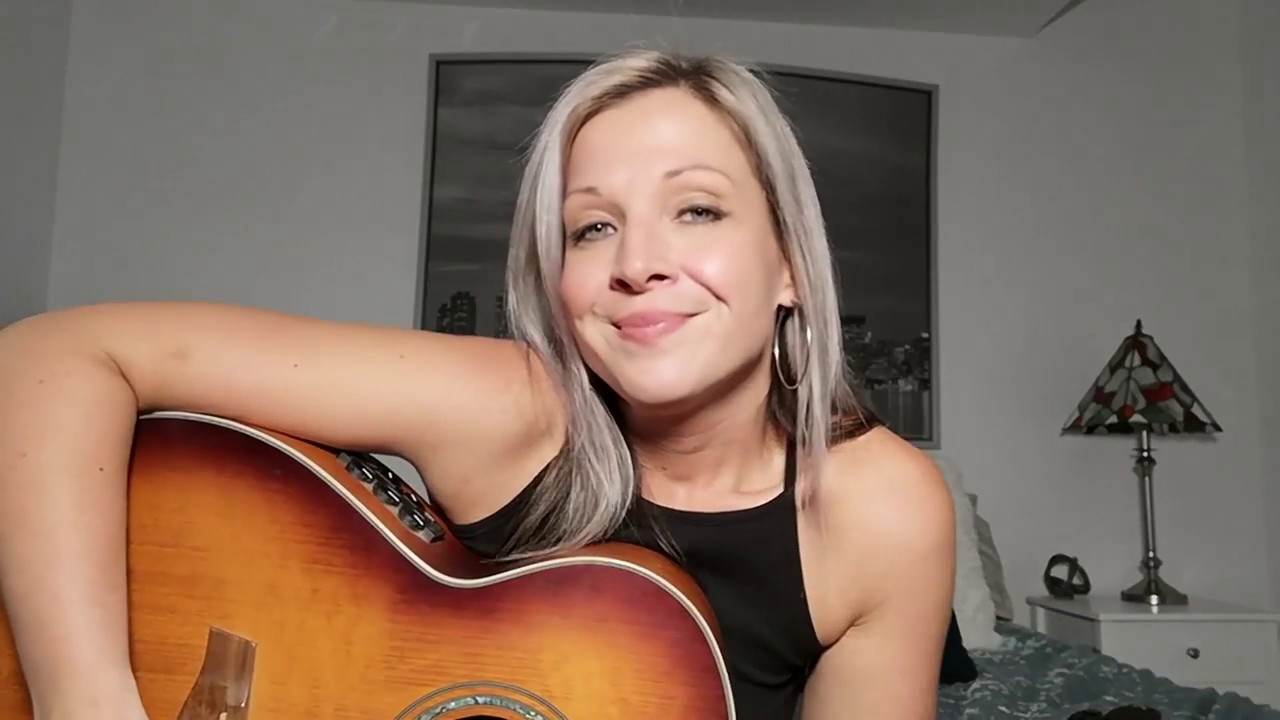 Girl Crush- Little Big Town (Acoustic Cover) Paula Moon