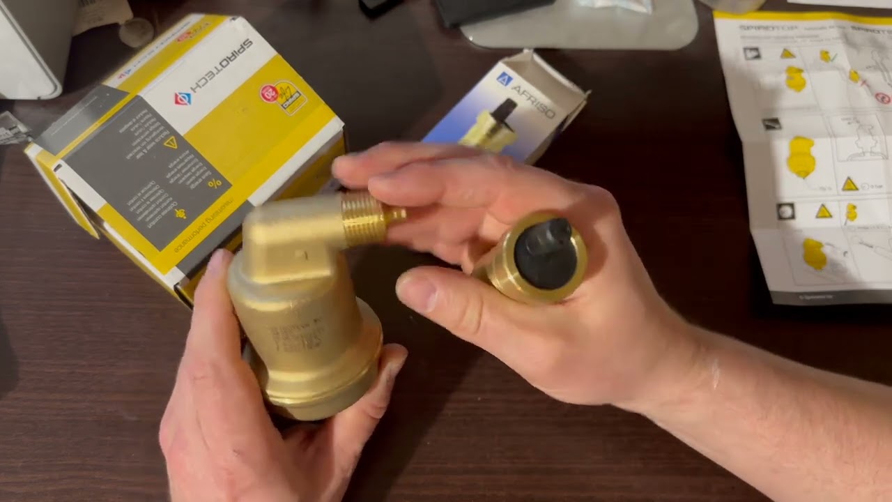 Jaki kupić odpowietrznik automatyczny? Afriso  czy Spirotop AB050?  #Afriso #Spirotech