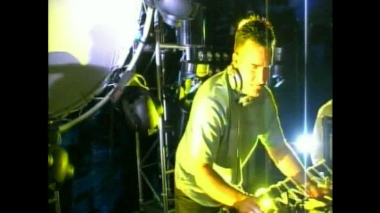 DJ SY MC Wotsee and MC Fugitive - Weston Wheels 2004
