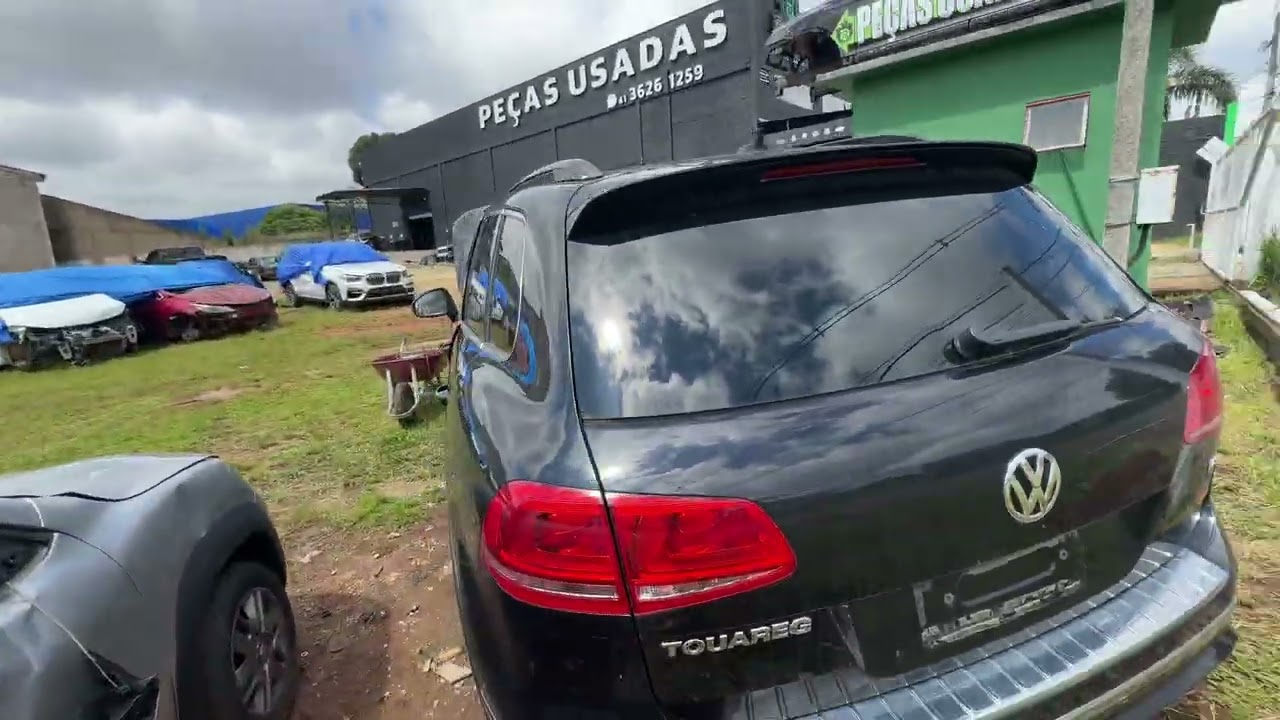 Sucata Volkswagen Touareg R-Line v8 4.2 4Motion 2015
