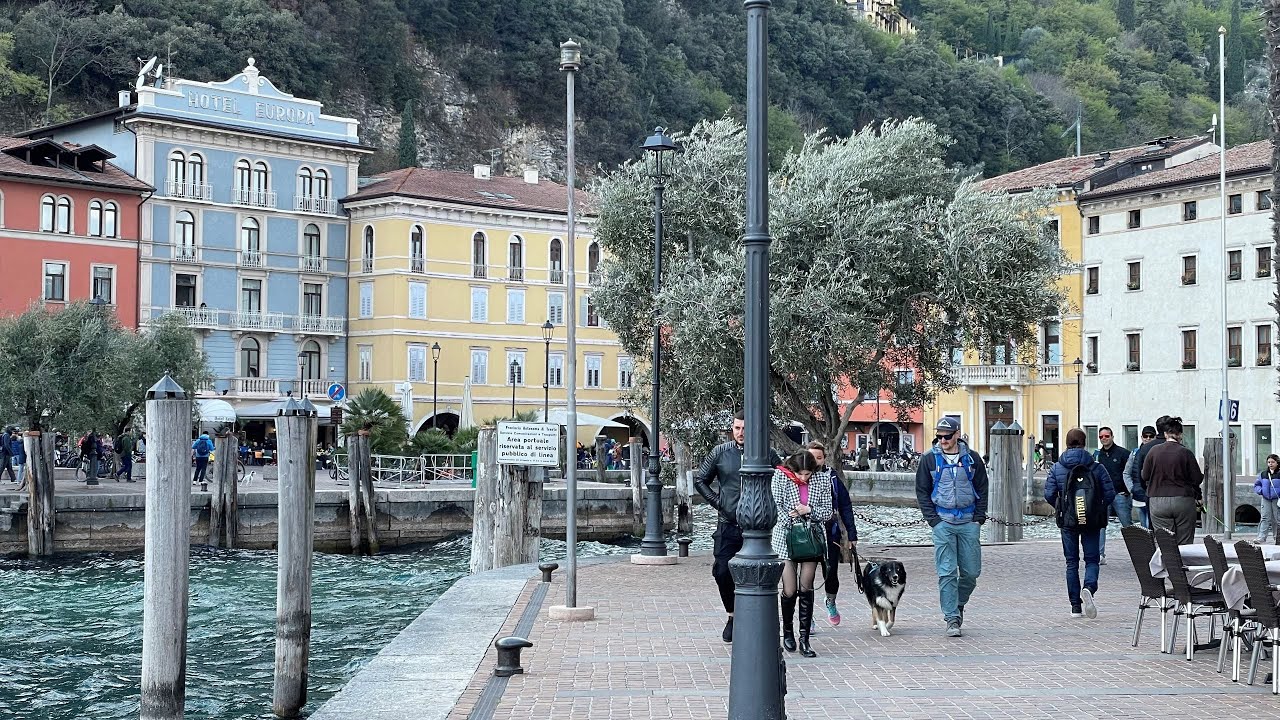 Riva del Garda - Italy - City Walk