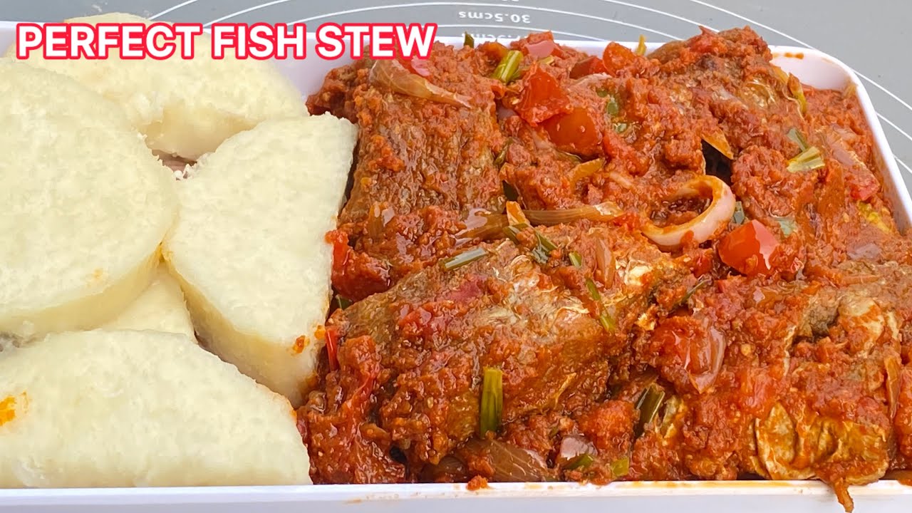 HOW TO MAKE THE PERFECT FISH STEW // EASY STEP BY STEP RECIPE- GHANA STYLE FISH STEW 