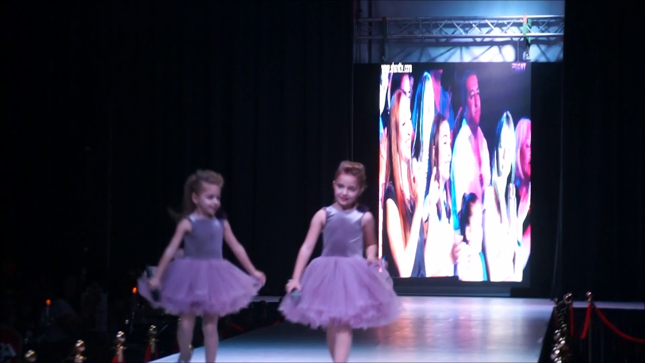 Kids fashion day//Ալյա և Մարիա Ադամյաններ-Քույրիկ ունեմ