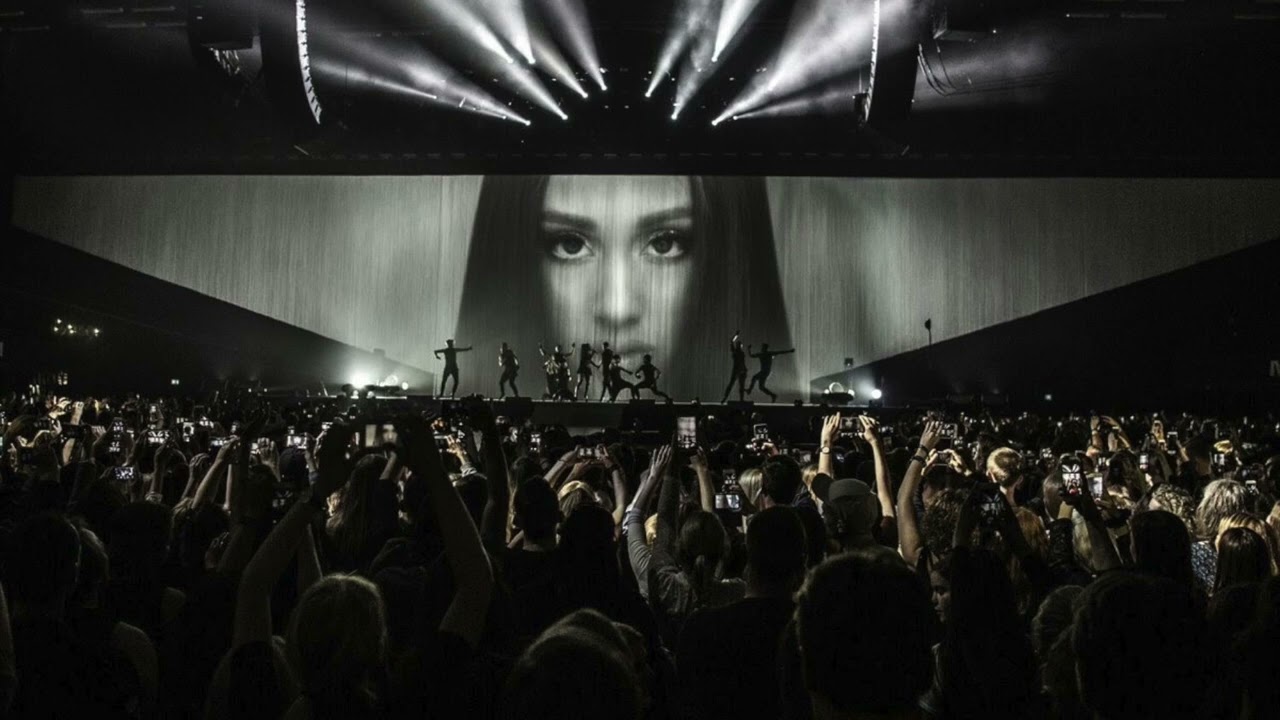 Ariana Grande - Supernatural (empty arena)
