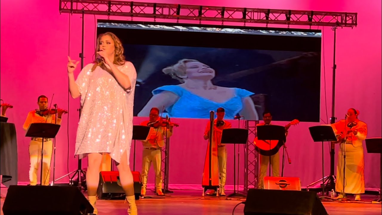 Shaila Durcal en vivo