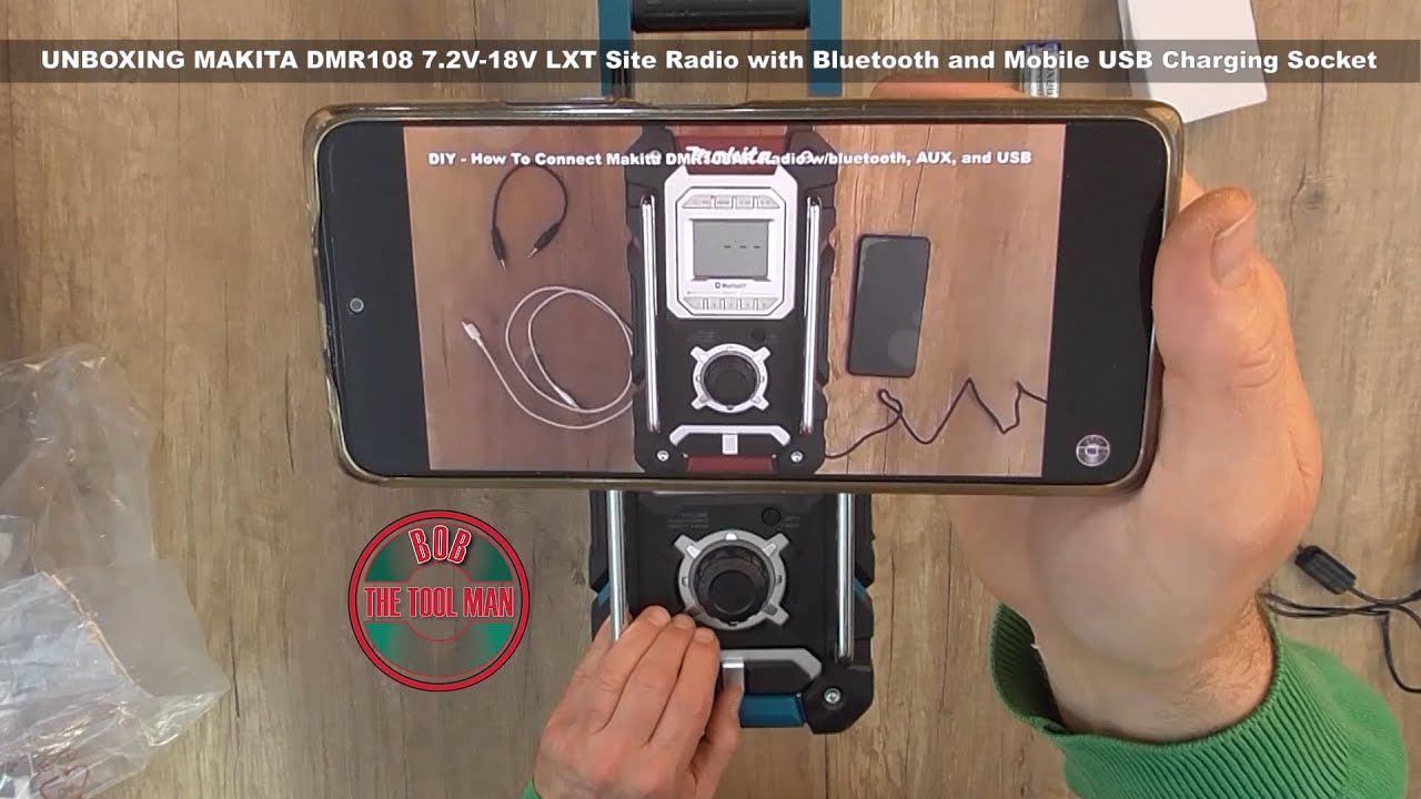 UNBOXING MAKITA DMR108 7.2V 18V LXT Site Radio w/ Bluetooth and Mobile USB Charging - BobTheToolMan