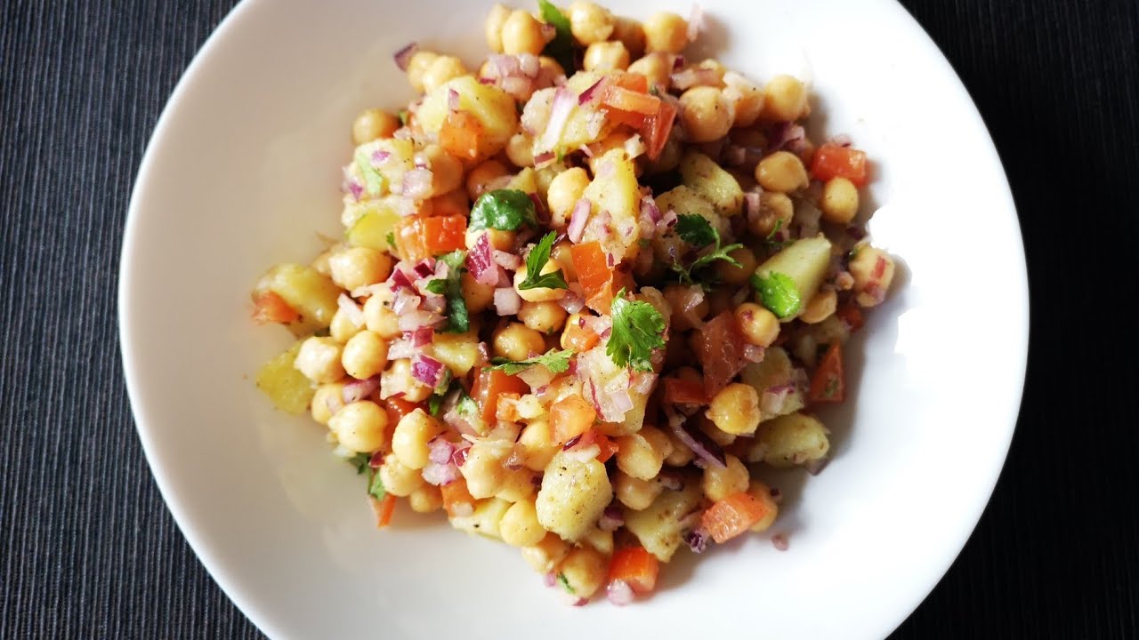 Chickpeas salad(Indian style)/salade de pois chiches à l’indienne | Prag’s Cuisine
