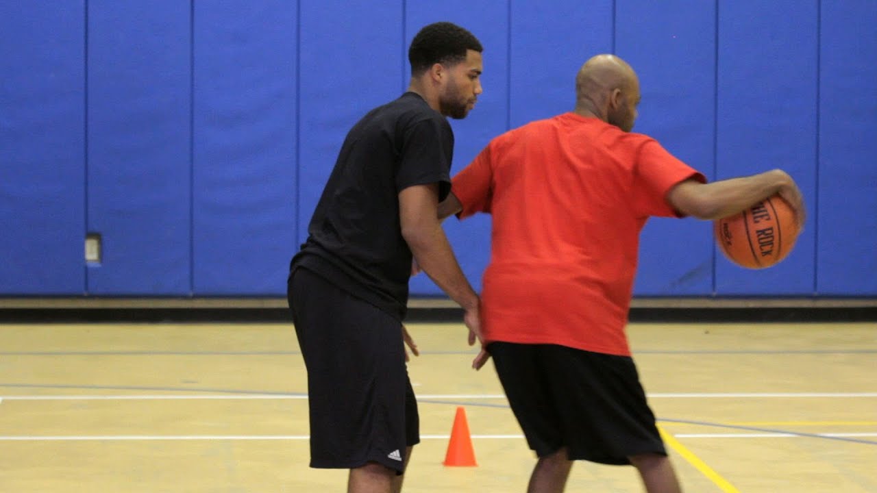 How to Do a Reverse Dribble | Basketball Moves