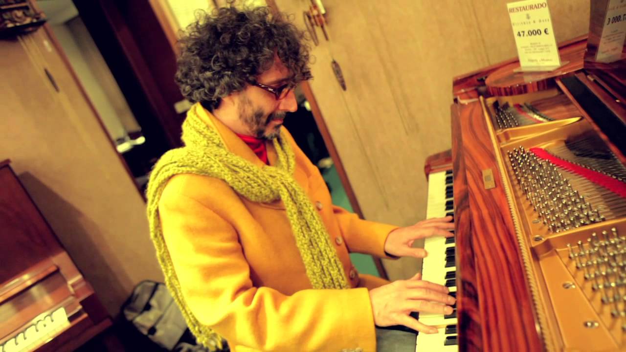 FITO PÁEZ /// Waltz For Marguie /// DESUBICADOS.TV