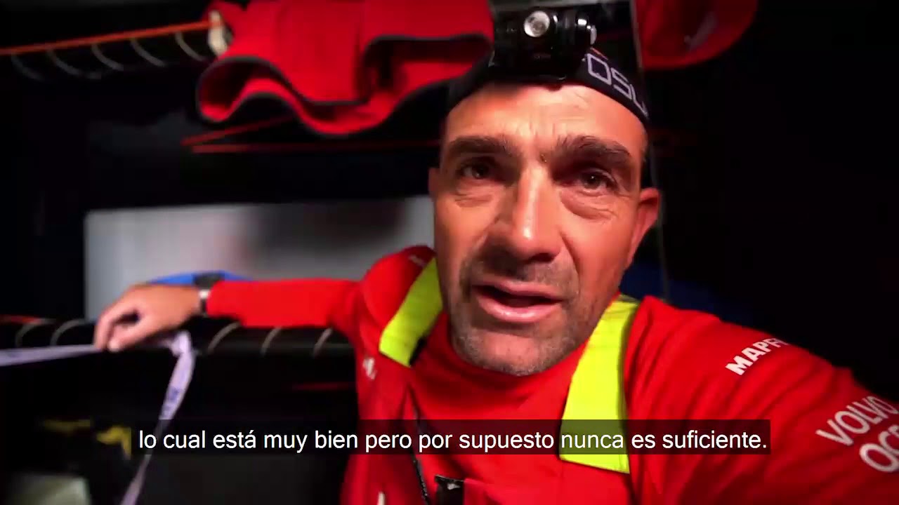 ¡30 nudos de viento, a toda velocidad y liderando la cabalgada hacia Gotemburgo!