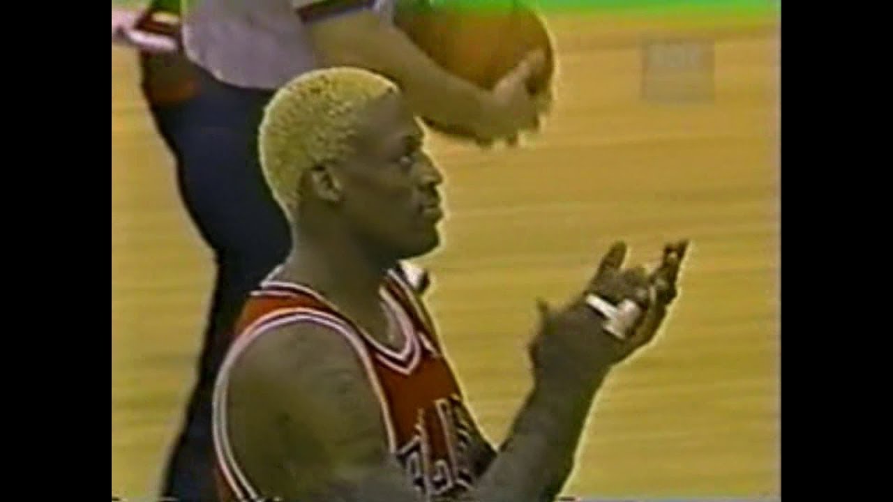 Dennis Rodman (6pts/20rebs/4stls) vs. Cavaliers (1998)
