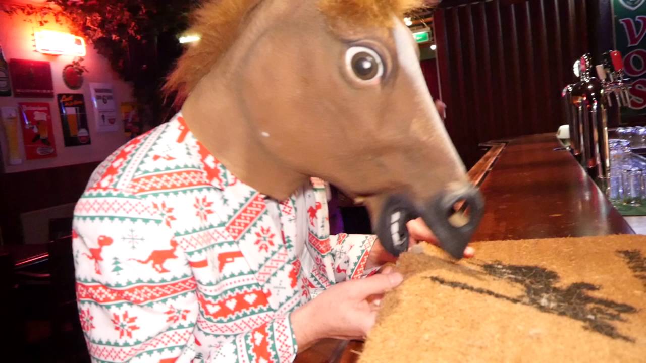CV De Peelleuters - Er staat een paard in de gang