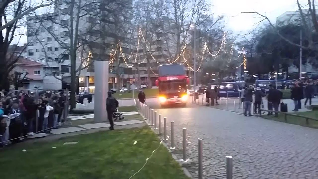 Chegada do Benfica a Guimarães