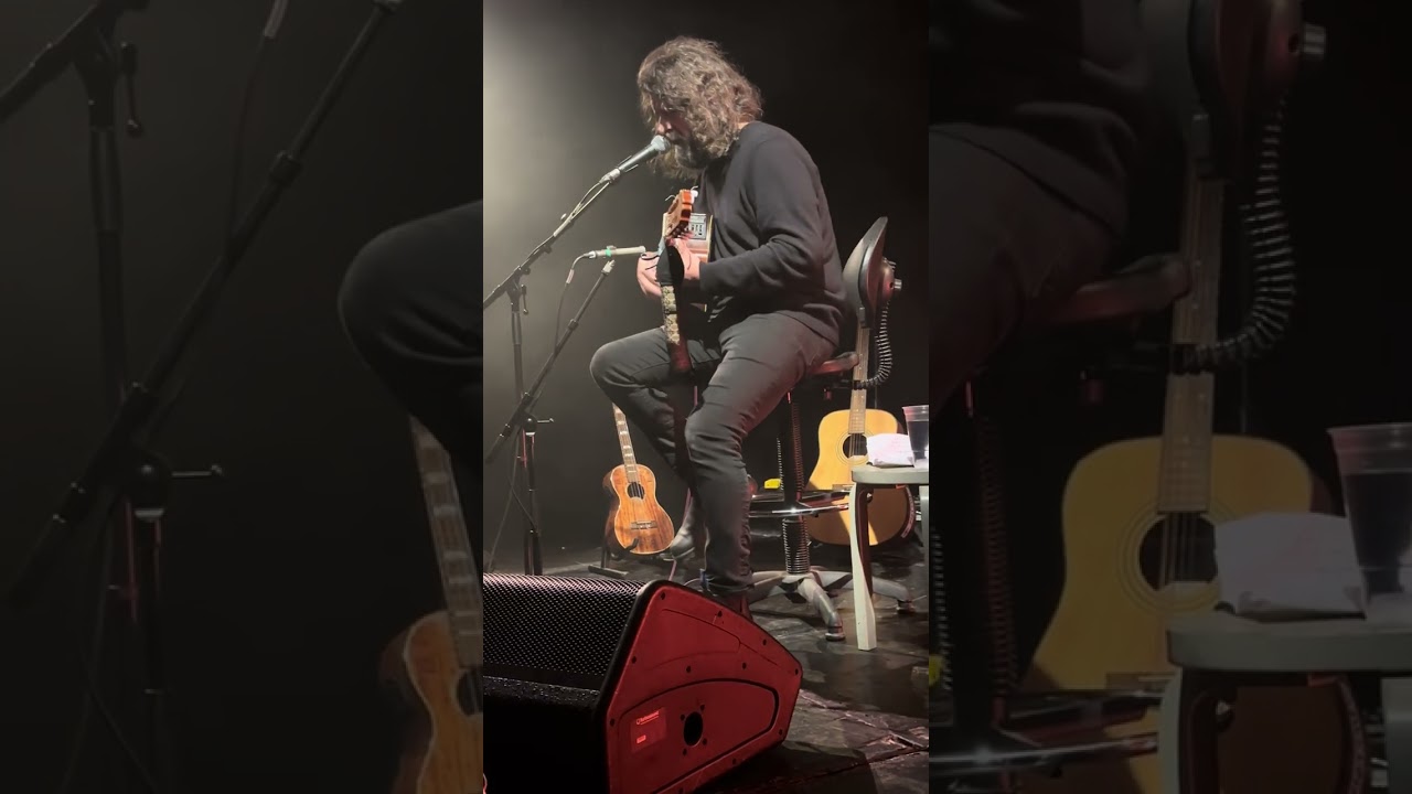Lou Barlow ( Garden) 