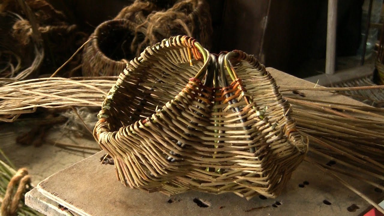 Willow Weaving | Tutorial How To Weave A Willow Easter Egg Basket