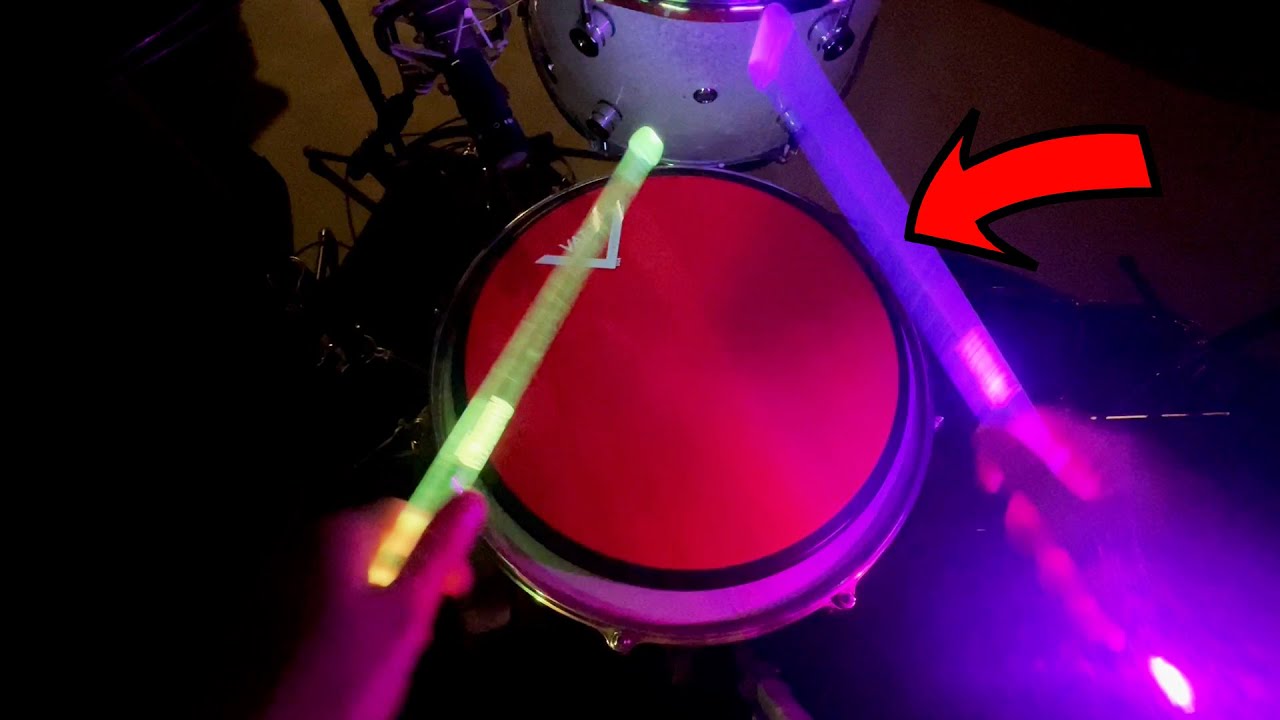 Пара ярких светодиодных барабанных палочек Rockstix 2 HD со сменной подсветкой, 7 цветовых эффект...