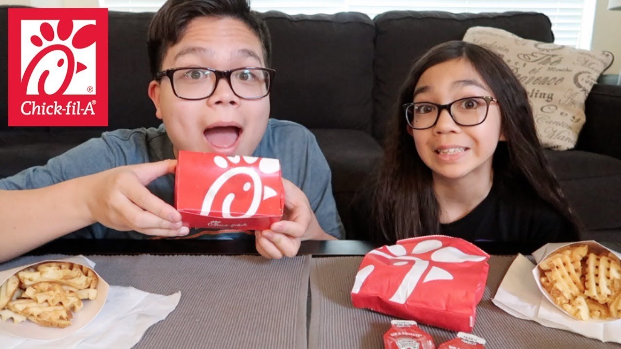 CHICK-FIL-A | MUKBANG (EATING SHOW)