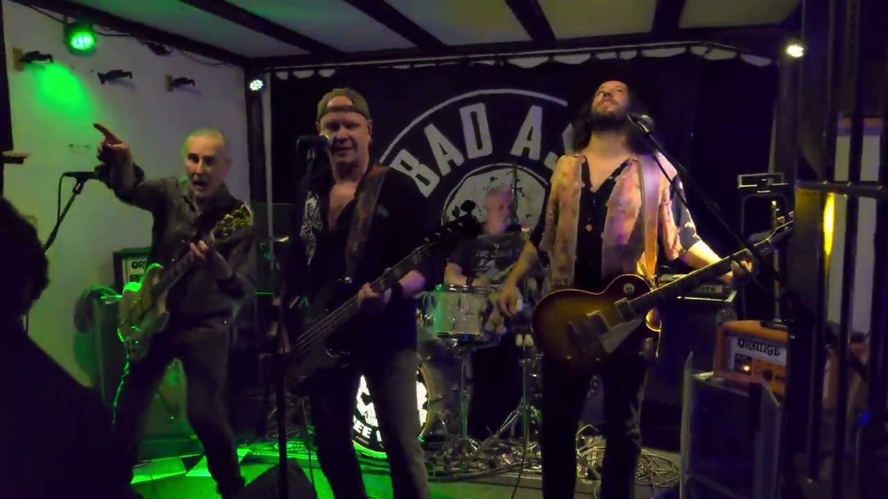Bad Ass Romance plays White Wedding from Billy Idol
