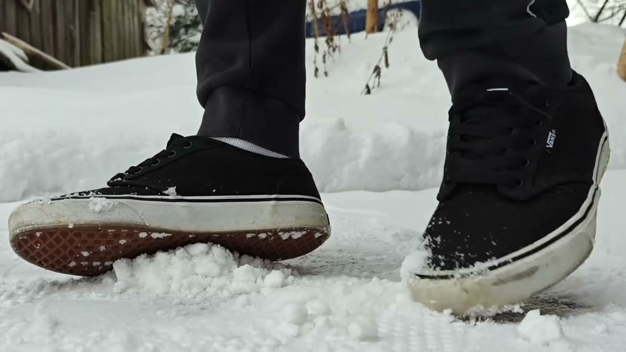 Vans sneaker shoe crush stomp trample