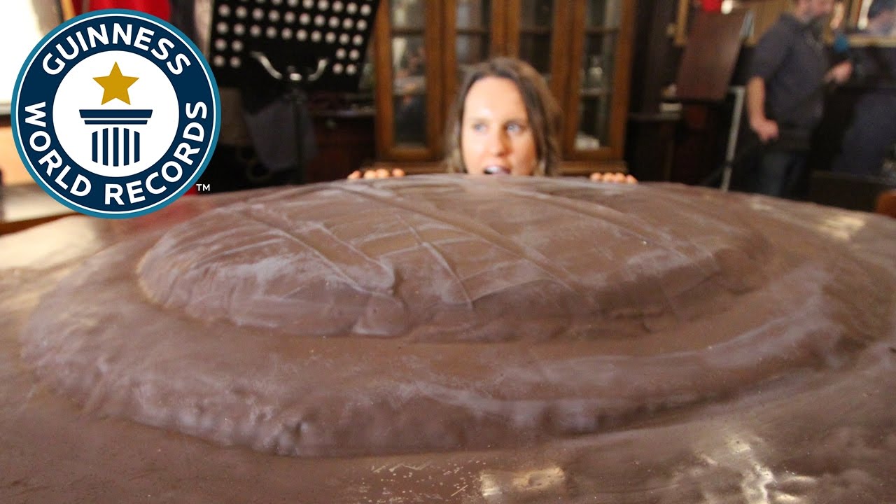 How to make the world's largest Jaffa Cake - Guinness World Records
