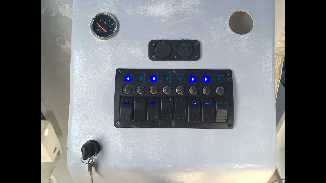 31.Helm mould disaster.