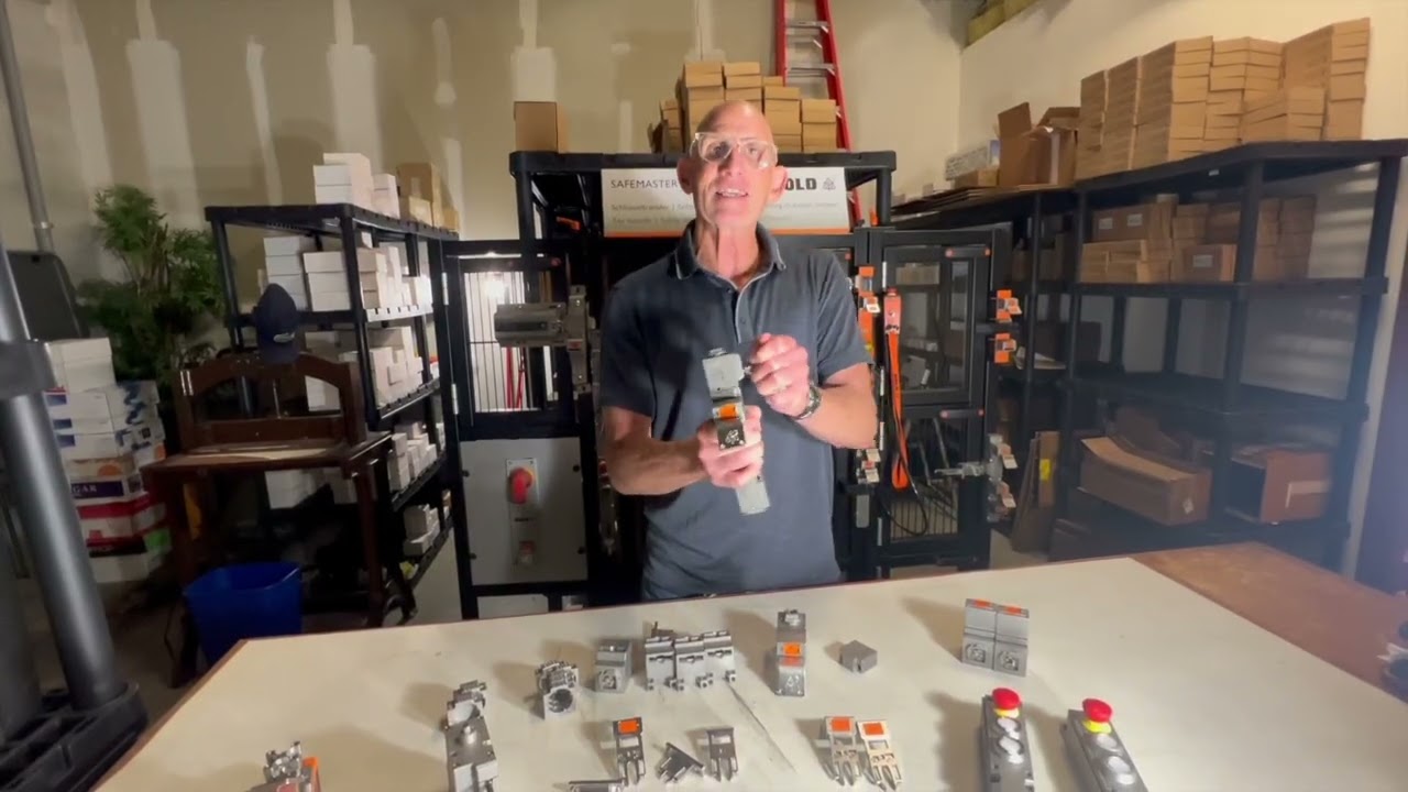 DOLD Safetmaster STS: Electromechanical Modular Series