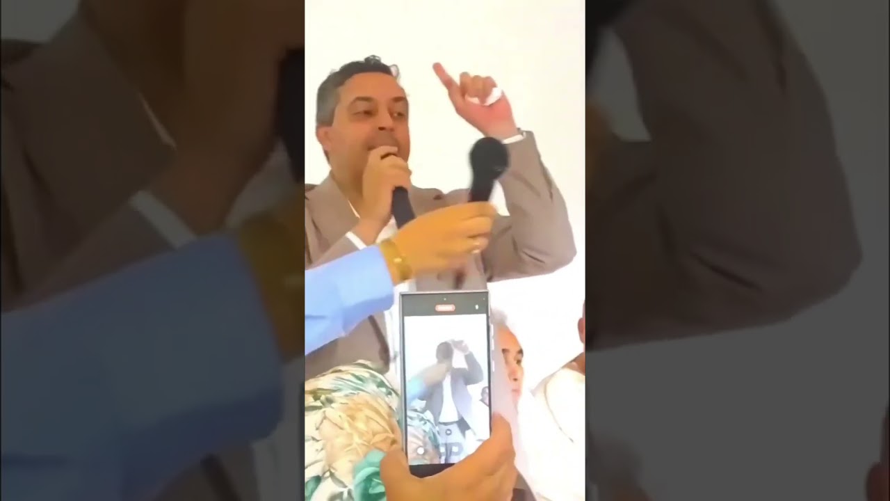 في أجواء حزبية حميمية، وبمنزل الحاج كبور الماسي، ألقى أمهارسي كلمة أثارت الفضول والتساؤل بين الحضور
