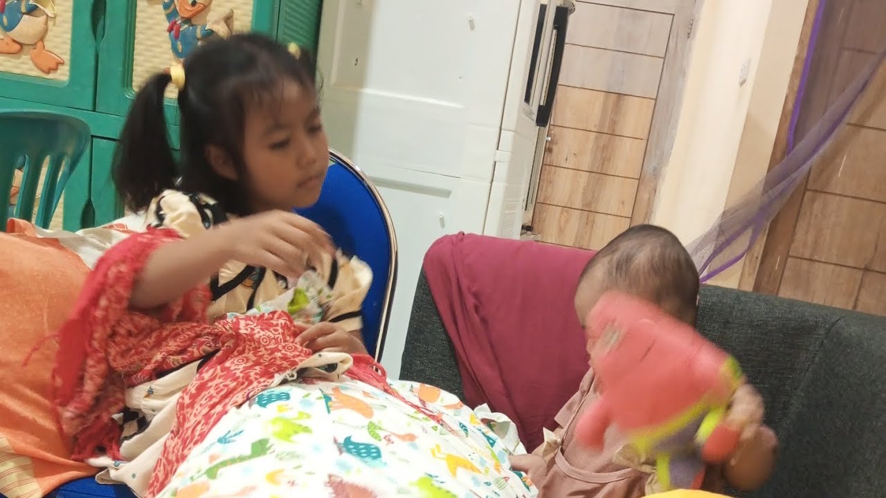 Ngabuburit sama adek jenna