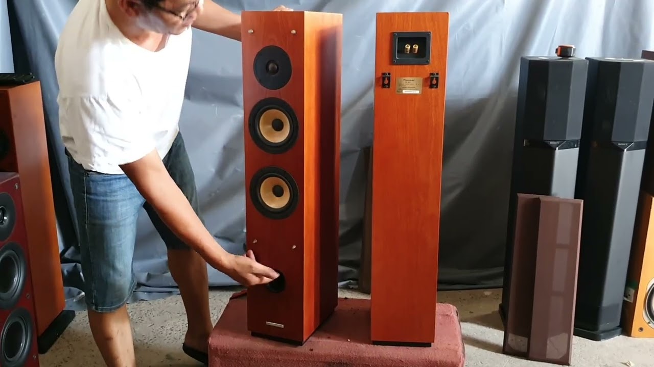 17/3 e lại tiếp tục loa nhật giá tốt  lh 0933779920