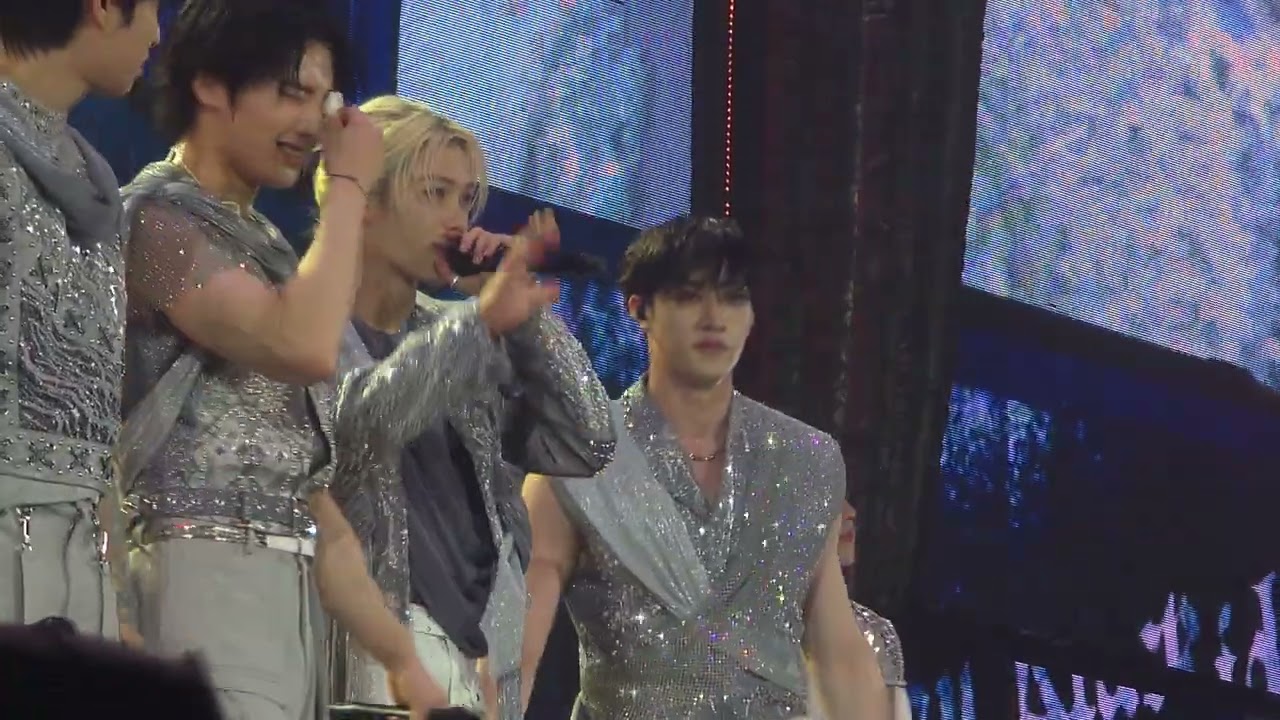 OPENING TALK ( JAKARTA 122124)- Stray Kids Dominate Concert Fancam