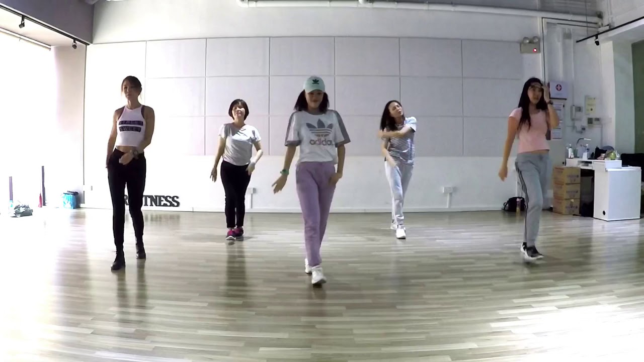 Hyoyeon - Punk Right Now