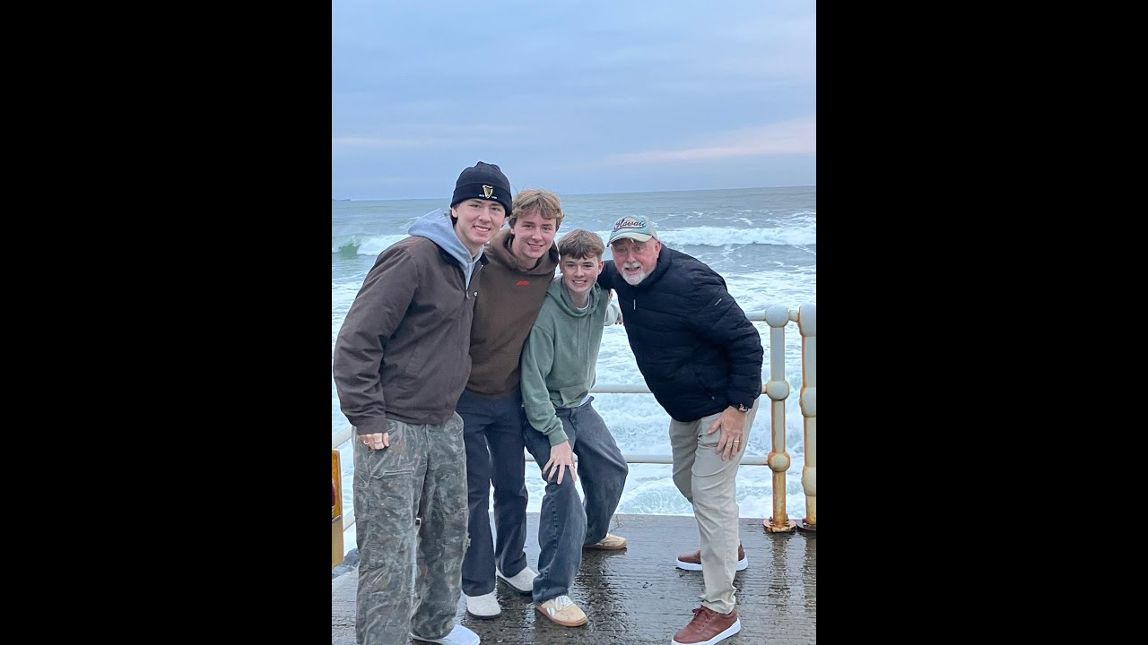 Irish band takes 50 Americans around Ireland for a week
