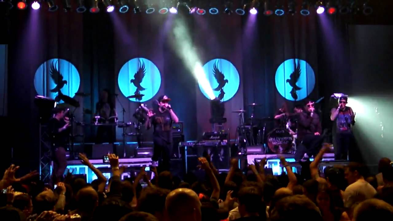 Hollywood Undead - Everywhere I Go (Live and Unmasked) HD
