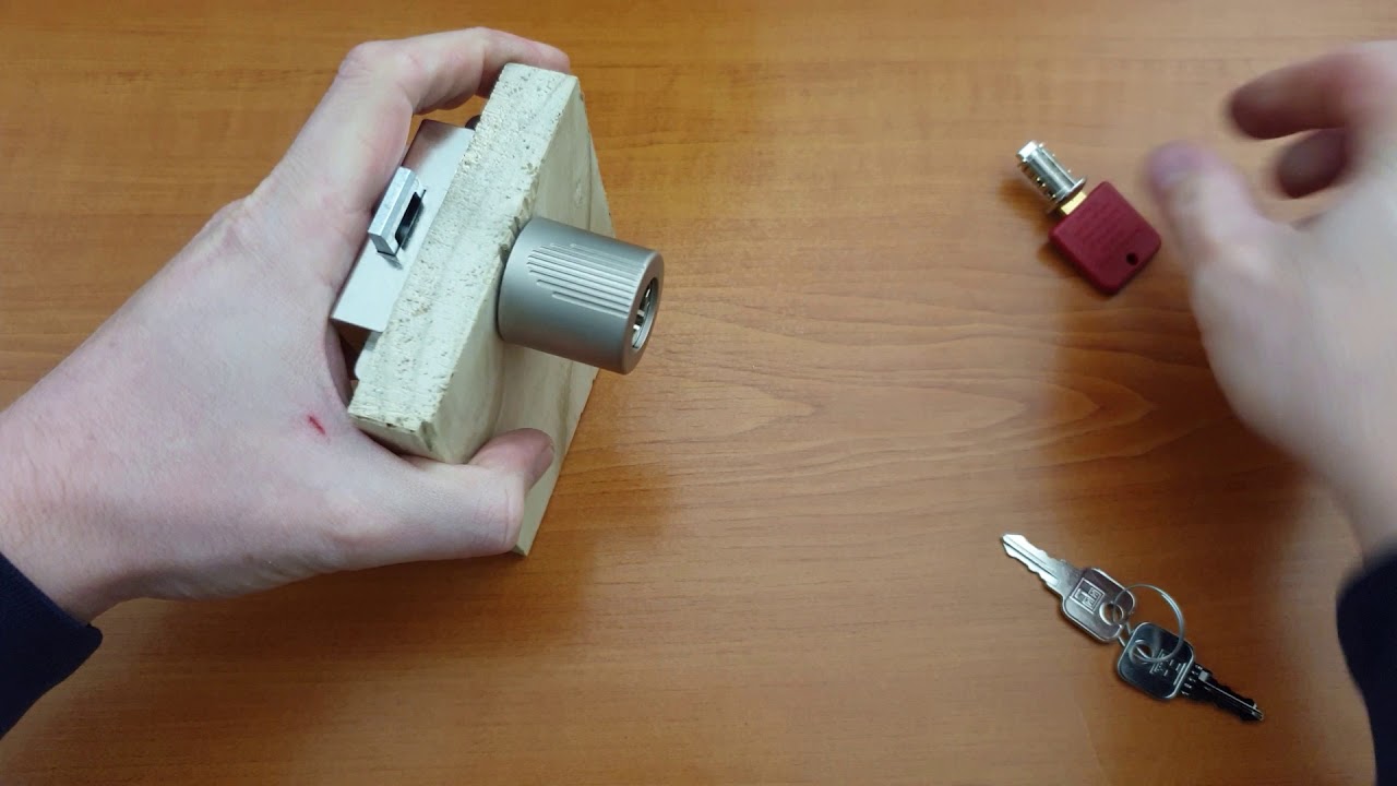 How to Remove an Espagnolette Lock