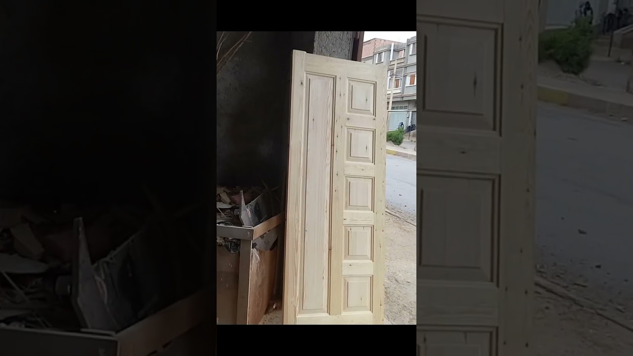 Simple Wooden Door Design | Handmade Redwood Door with Beautiful D&eacute;cor