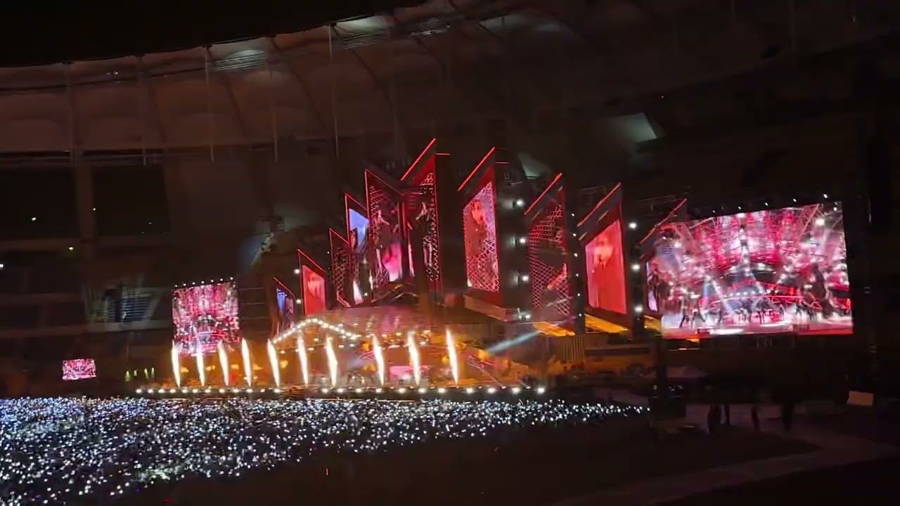 BTS - UGH! (Busan Asiad Main Stadium)