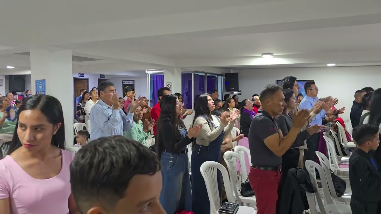Culto del sábado titulado Cisternas rotas