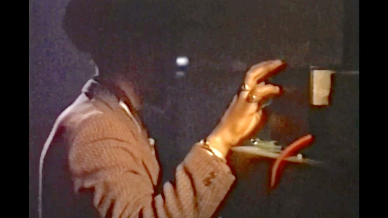 JAH SHAKA (sirens running) plays a Russ D LAST DUBPLATE