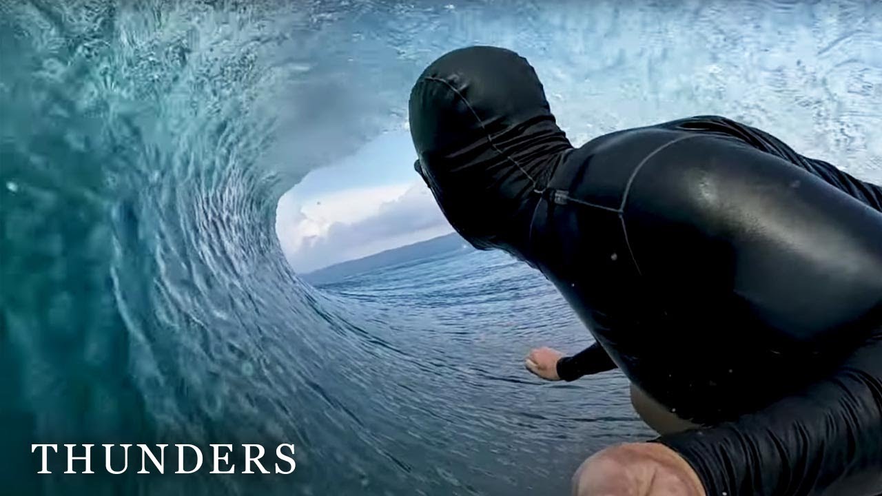 Surfing Mentawai | Thunders